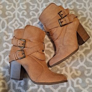 Woman boots